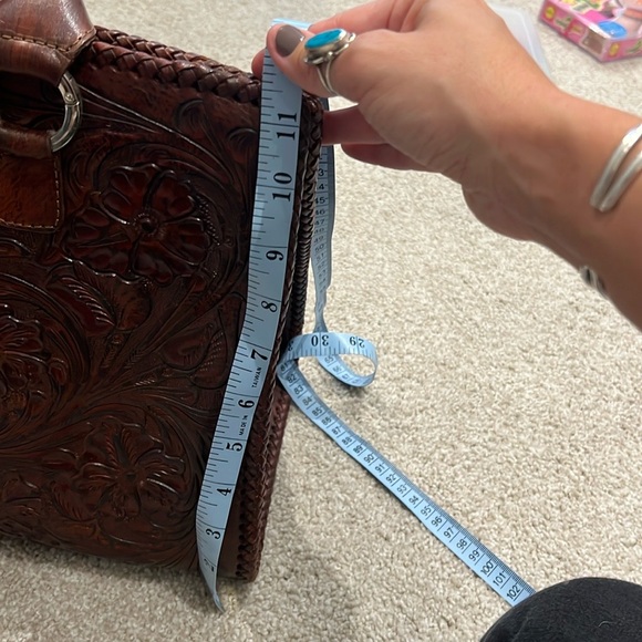 Mauzari Tooled Leather Purse - Picture 8 of 9